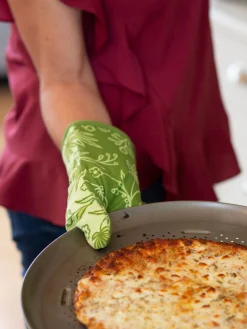 The Food Has Weed In It Oven Mitt